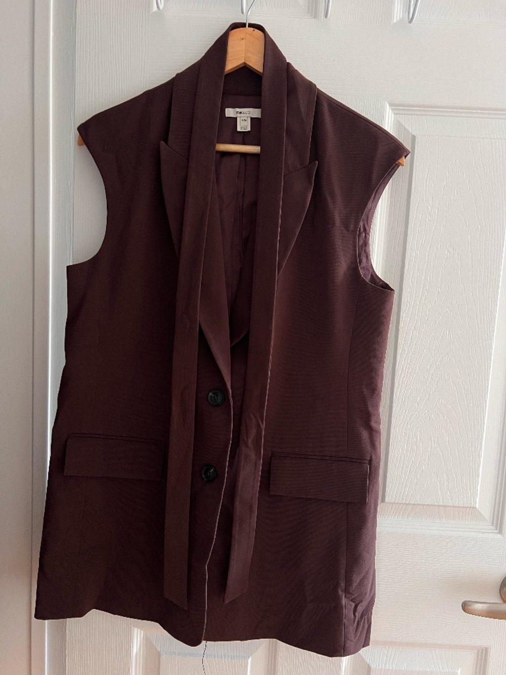 RW&CO. Burgundy Sleeveless Longline Blazer Vest Size M